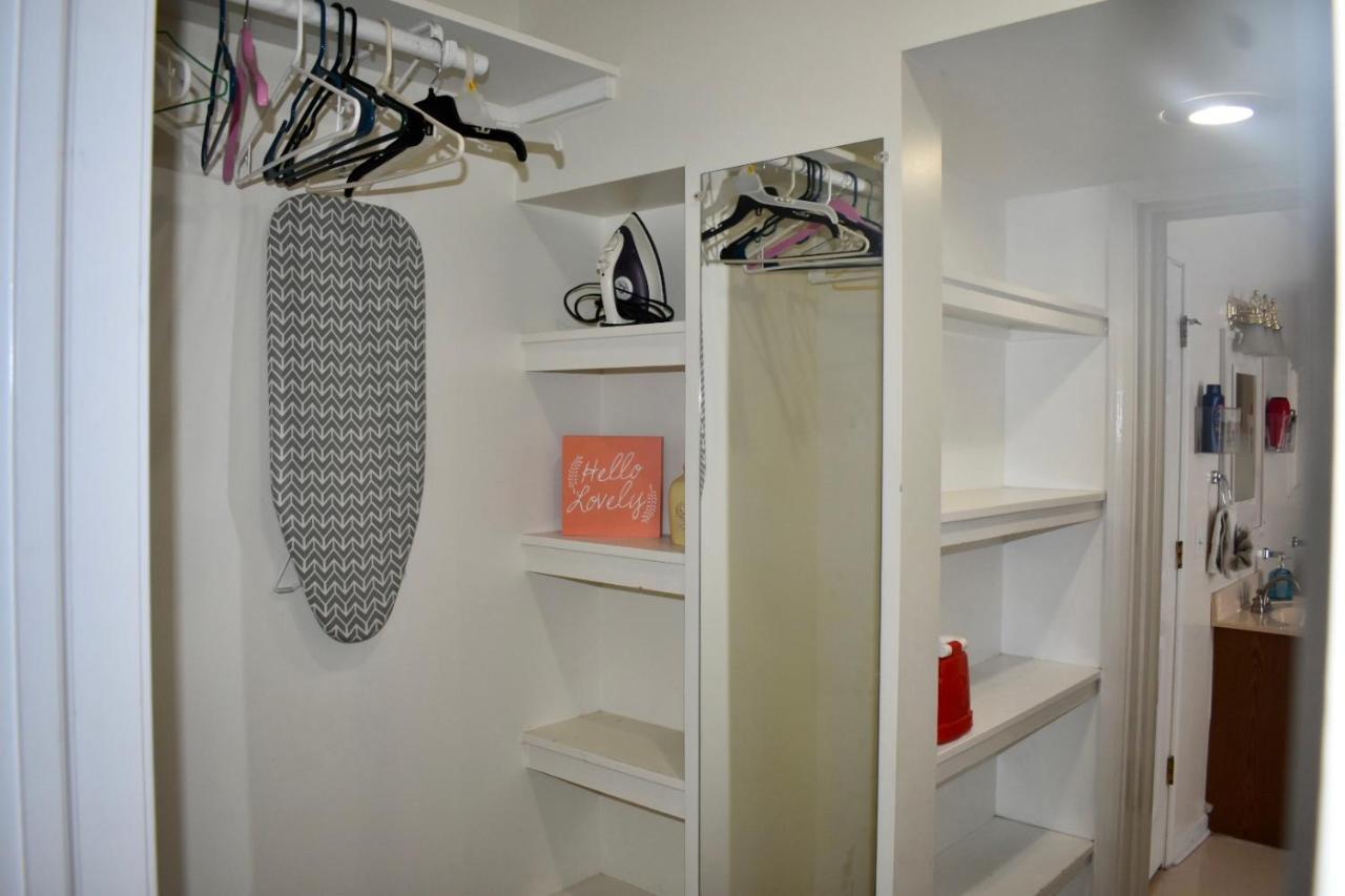 Cozy 2Nd Story Flat Near Downtown Apartment Adrian Екстериор снимка
